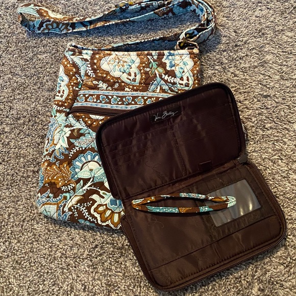 Vera Bradley Crossbody Bundle - Picture 16 of 16